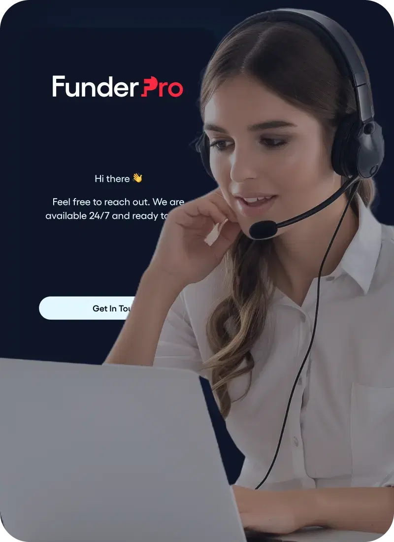 Customer support agent answering clients' questions